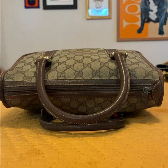 Vintage Gucci Monogram Handbag - Picture 5 of 7